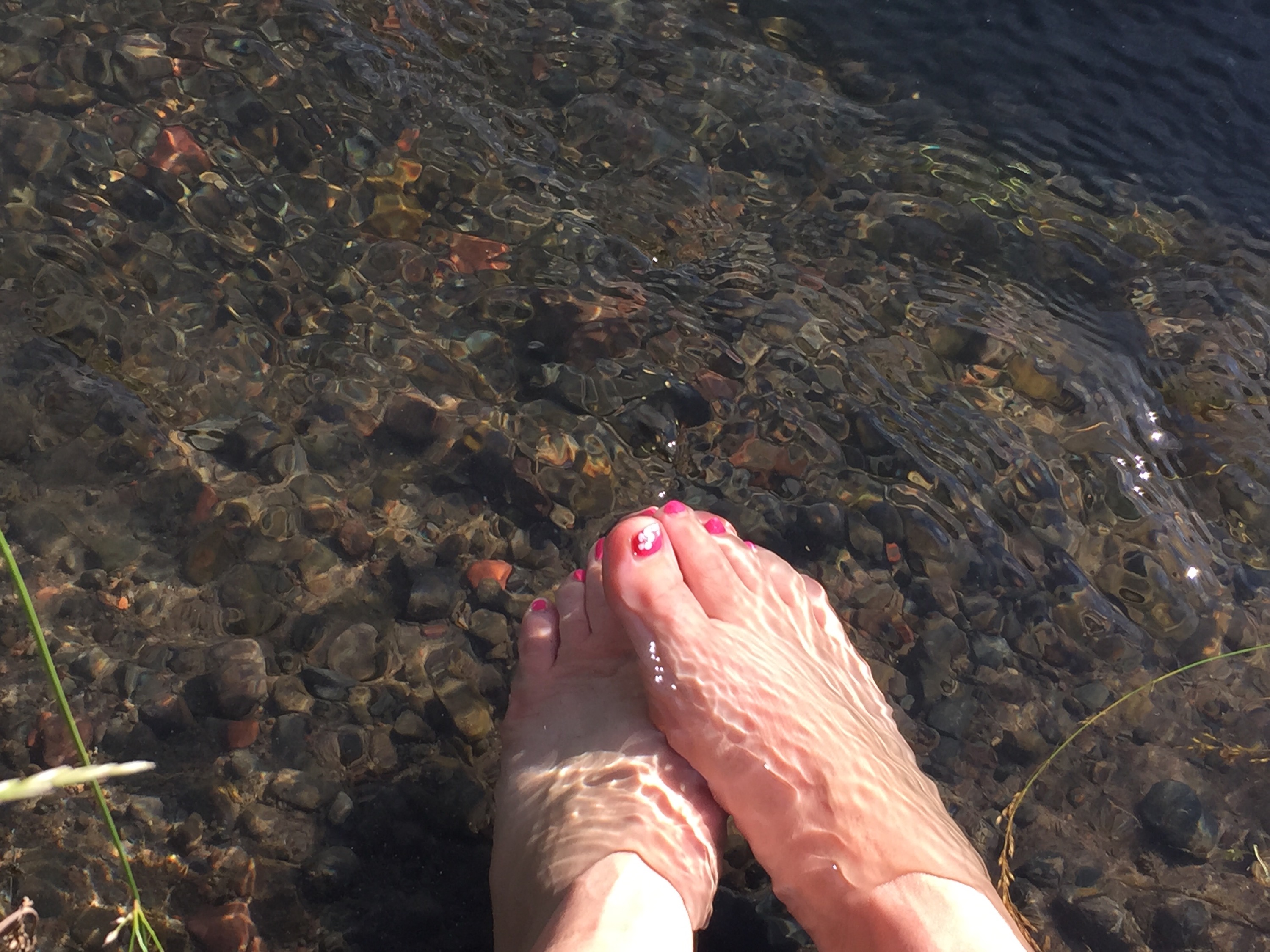 I caught no fish so i decided to cool my toes in the river